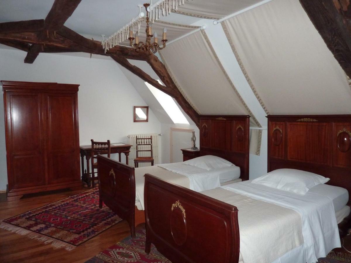Chateau-gaillard Couette-café